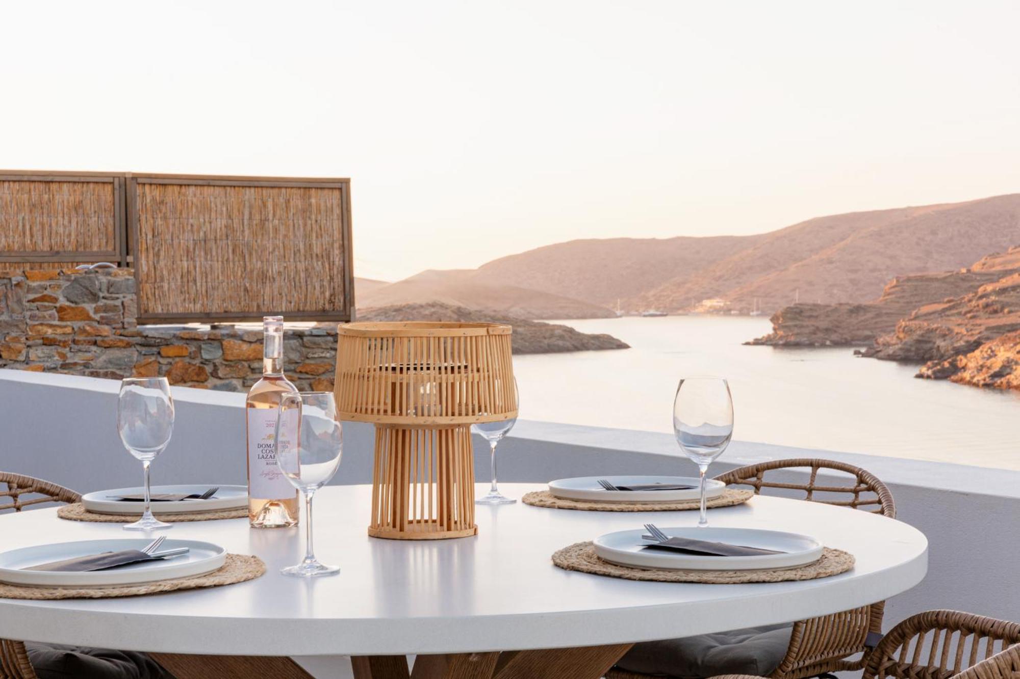 Amal Kythnos Suites Bagian luar foto