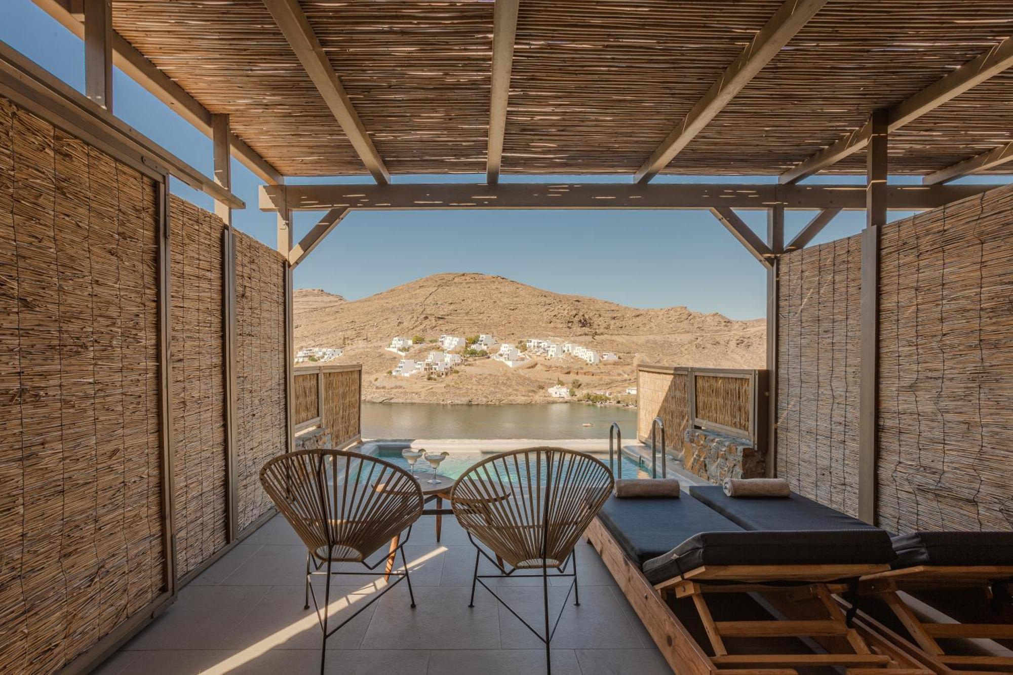 Amal Kythnos Suites Bagian luar foto