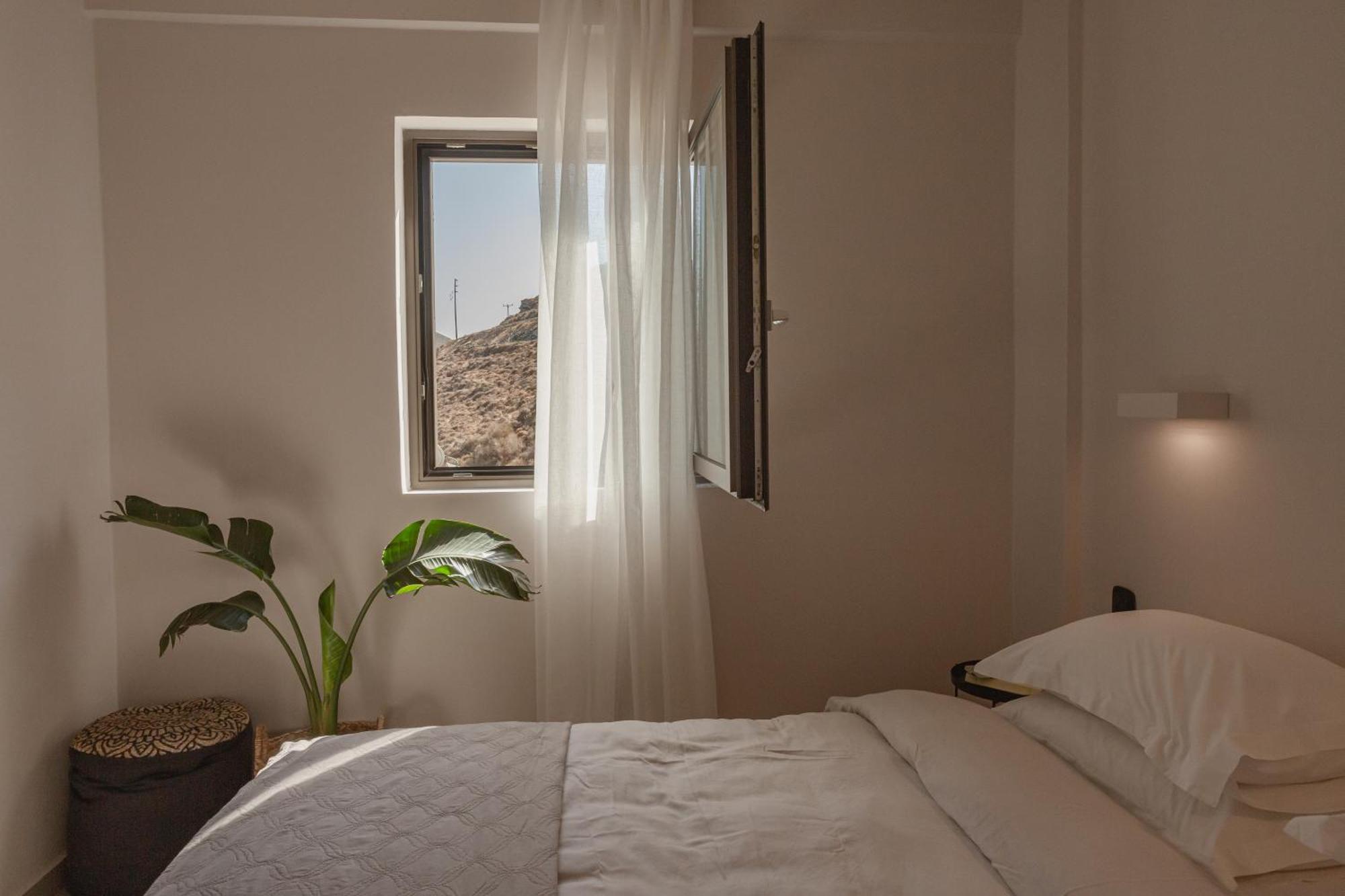 Amal Kythnos Suites Bagian luar foto